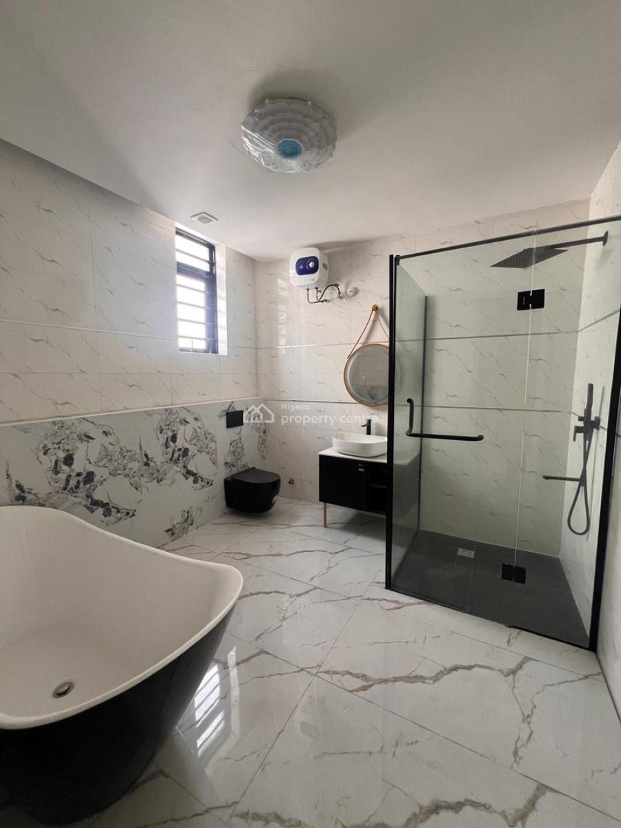 Spacious 5 Bedroom Fully Detached Duplex with Boys Quarters, Spacious 5 Bedroom Fully Detached Duplex with Boys Quarters,, Lekki Phase 1, Lekki, Lagos, Detached Duplex for Sale