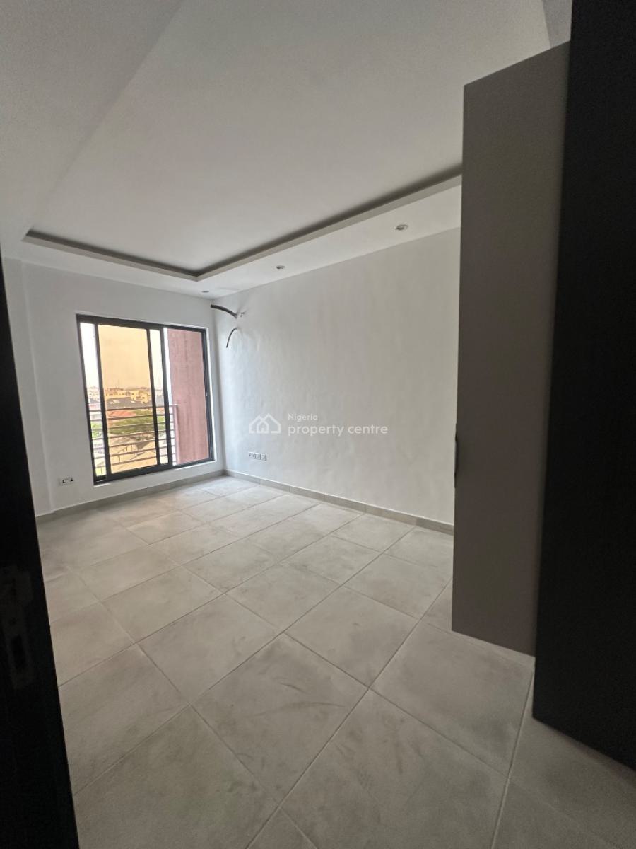 Standard Newly Build 3 Bedroom Luxury Apartment with Ocean View  Full, Landmark Area , Off Ligali, Victoria Island (vi), Lagos, Block of Flats for Sale