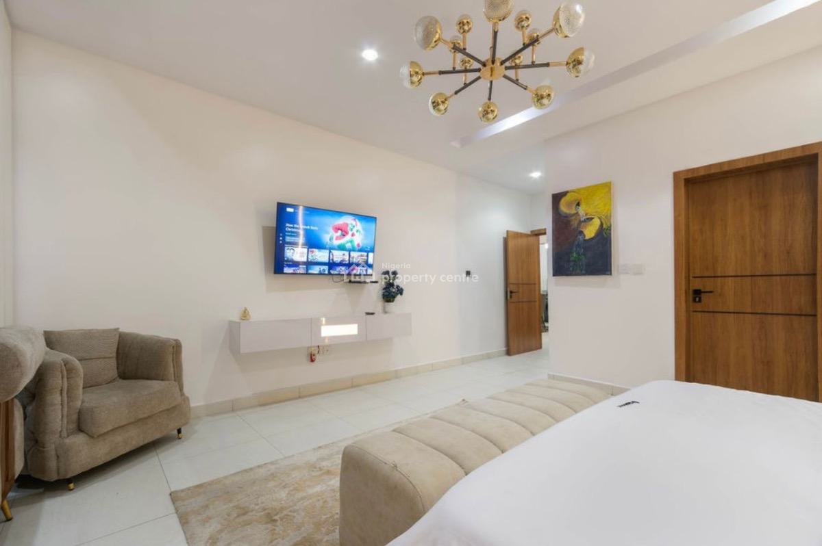 Brand New High-rise Luxury 2-bedroom Apartment with Pool and Ps5, Lekki Phase 1, Lekki, Lagos, Flat / Apartment Short Let