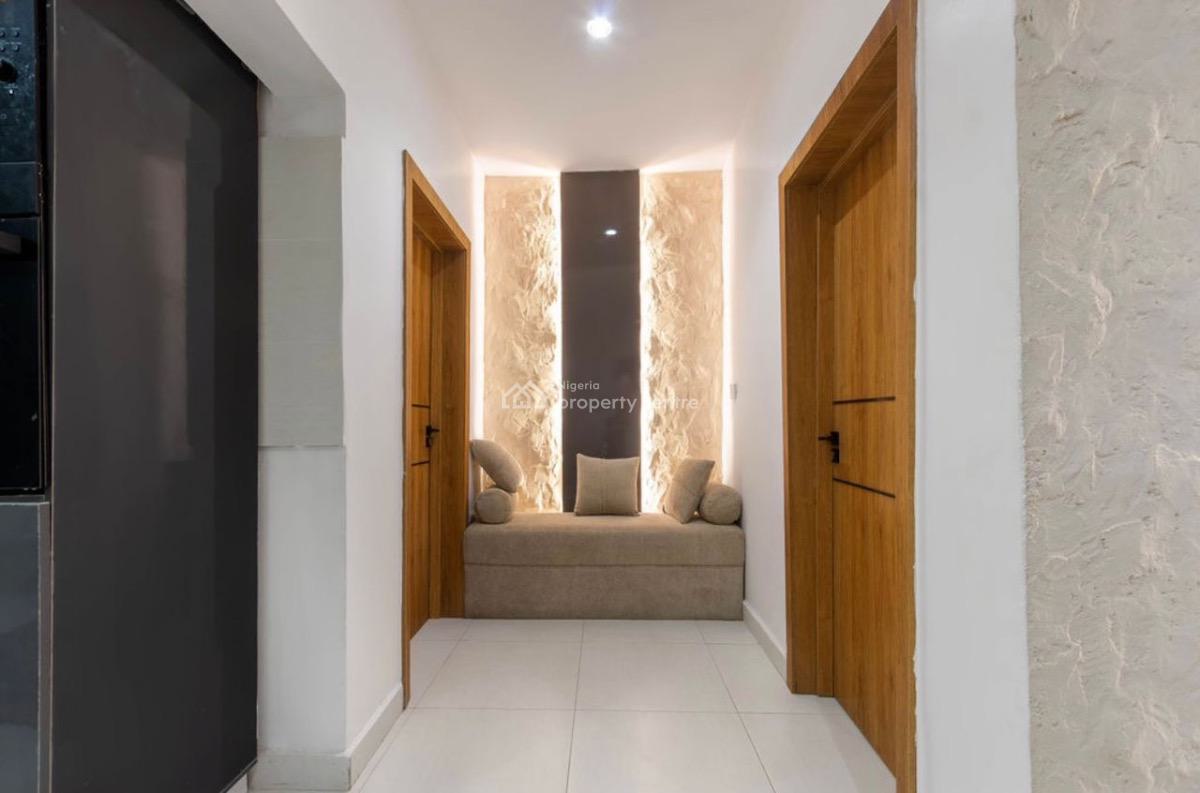 Brand New High-rise Luxury 2-bedroom Apartment with Pool and Ps5, Lekki Phase 1, Lekki, Lagos, Flat / Apartment Short Let