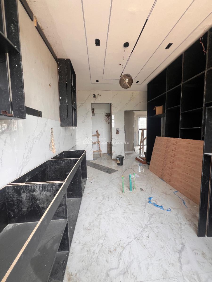 5 Bedroom Terrace Duplex + Bq, Rootfop - Swimming Pool, Lekki Phase 1, Lekki, Lagos, Terraced Duplex for Sale