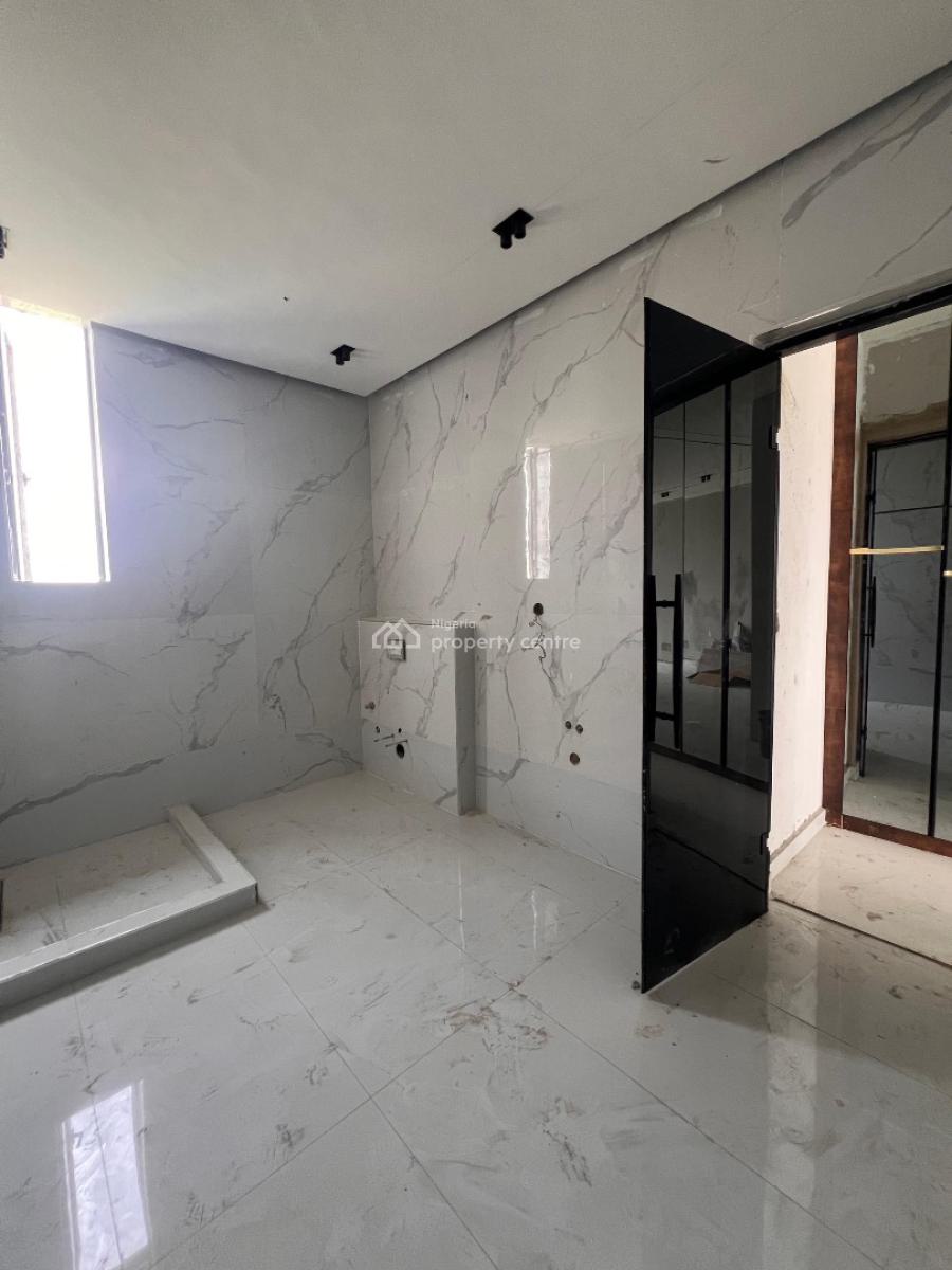 5 Bedroom Terrace Duplex + Bq, Rootfop - Swimming Pool, Lekki Phase 1, Lekki, Lagos, Terraced Duplex for Sale