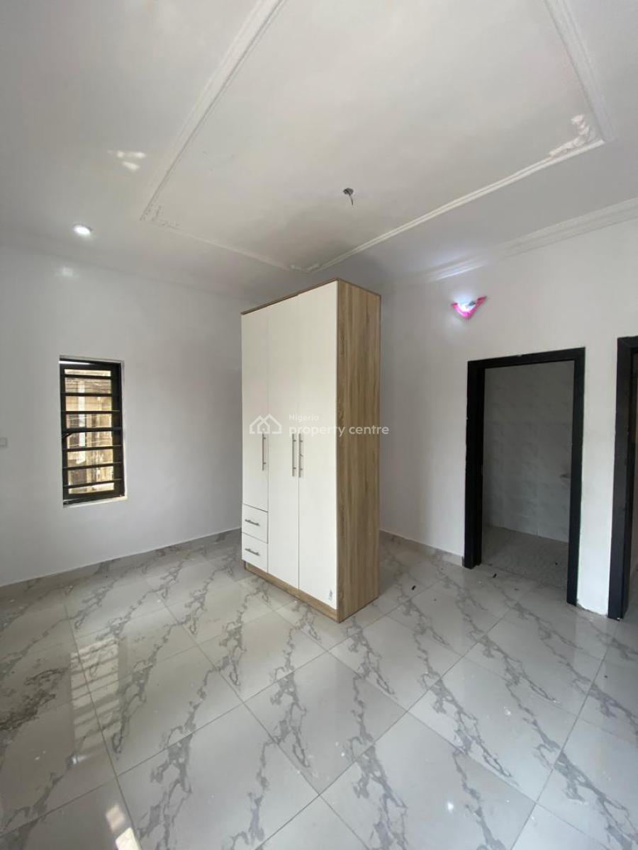 an Executive Two  Bedroom Flat, Thera Estate Besides Blenco Mall Sangotedo Ajah, Lekki, Lagos, Flat / Apartment for Rent