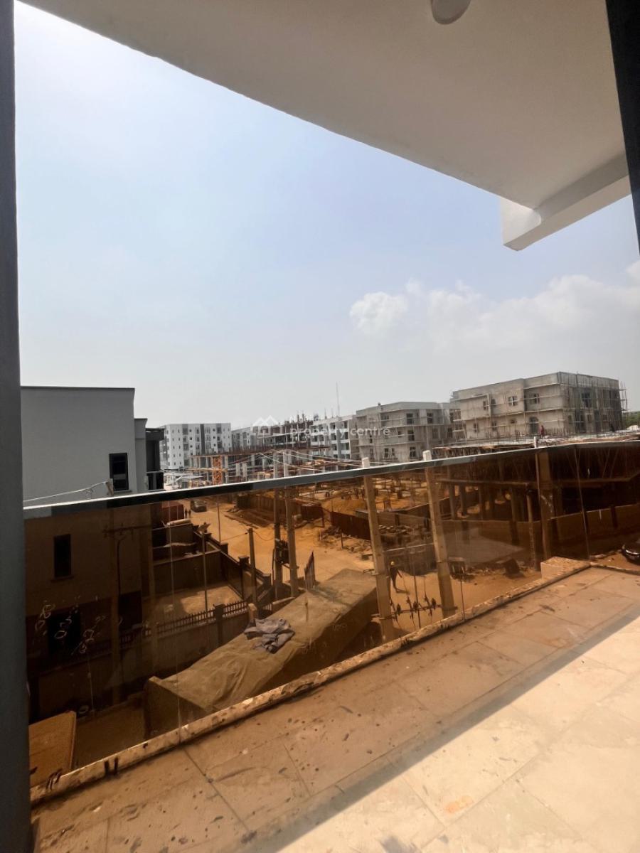 4 Bedroom Apartment with Cinema Room & Elevator Available, Lekki Phase 1, Lekki Phase 1, Lekki, Lagos, Flat / Apartment for Sale