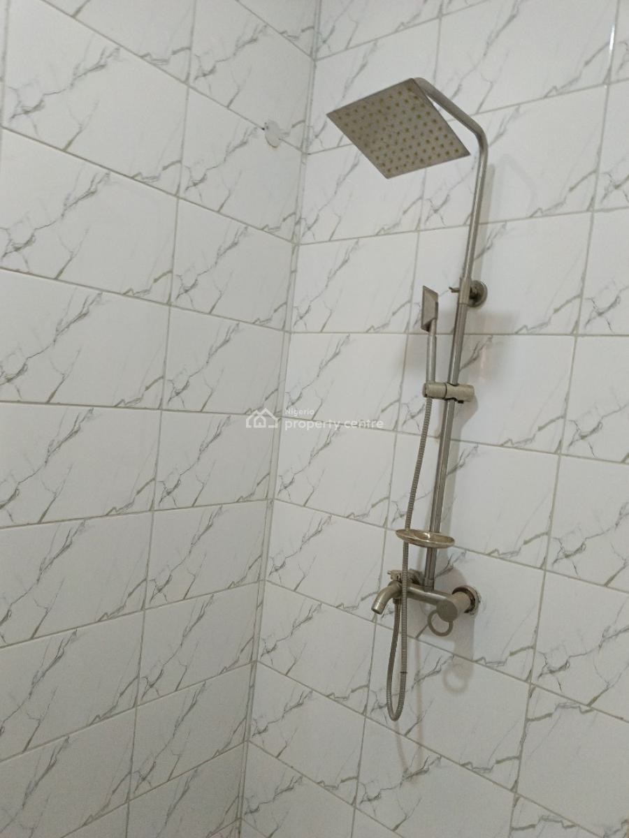 a Relatively New, Well-finished 3-bedroom Flat, Tarred Road, Mabushi, Abuja, Flat / Apartment for Rent