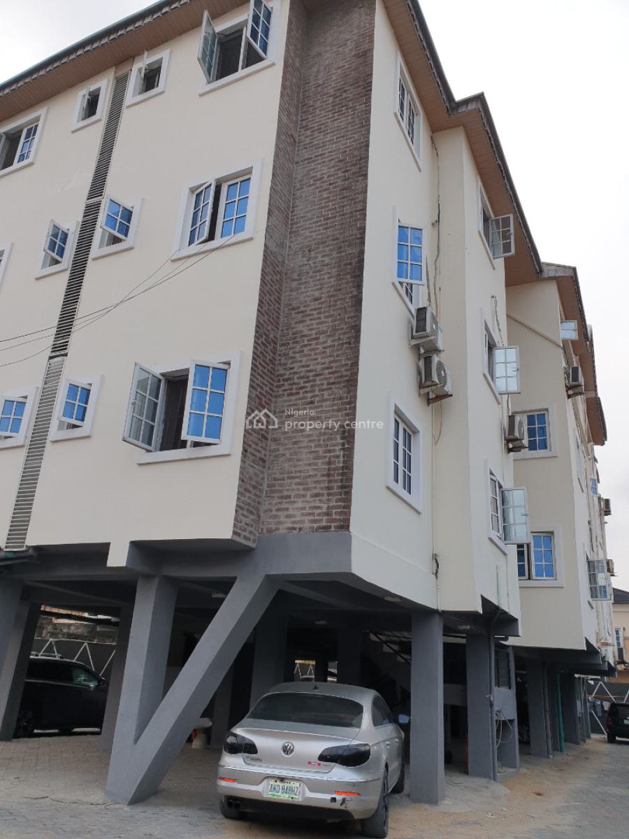 Spacious 2 Bedroom, Off New Road Alpha Beach, Lekki, Lagos, Flat / Apartment for Rent