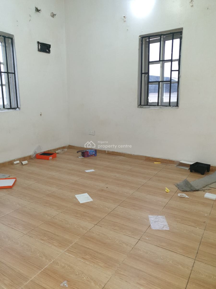 Spacious 2 Bedroom, Off New Road Alpha Beach, Lekki, Lagos, Flat / Apartment for Rent