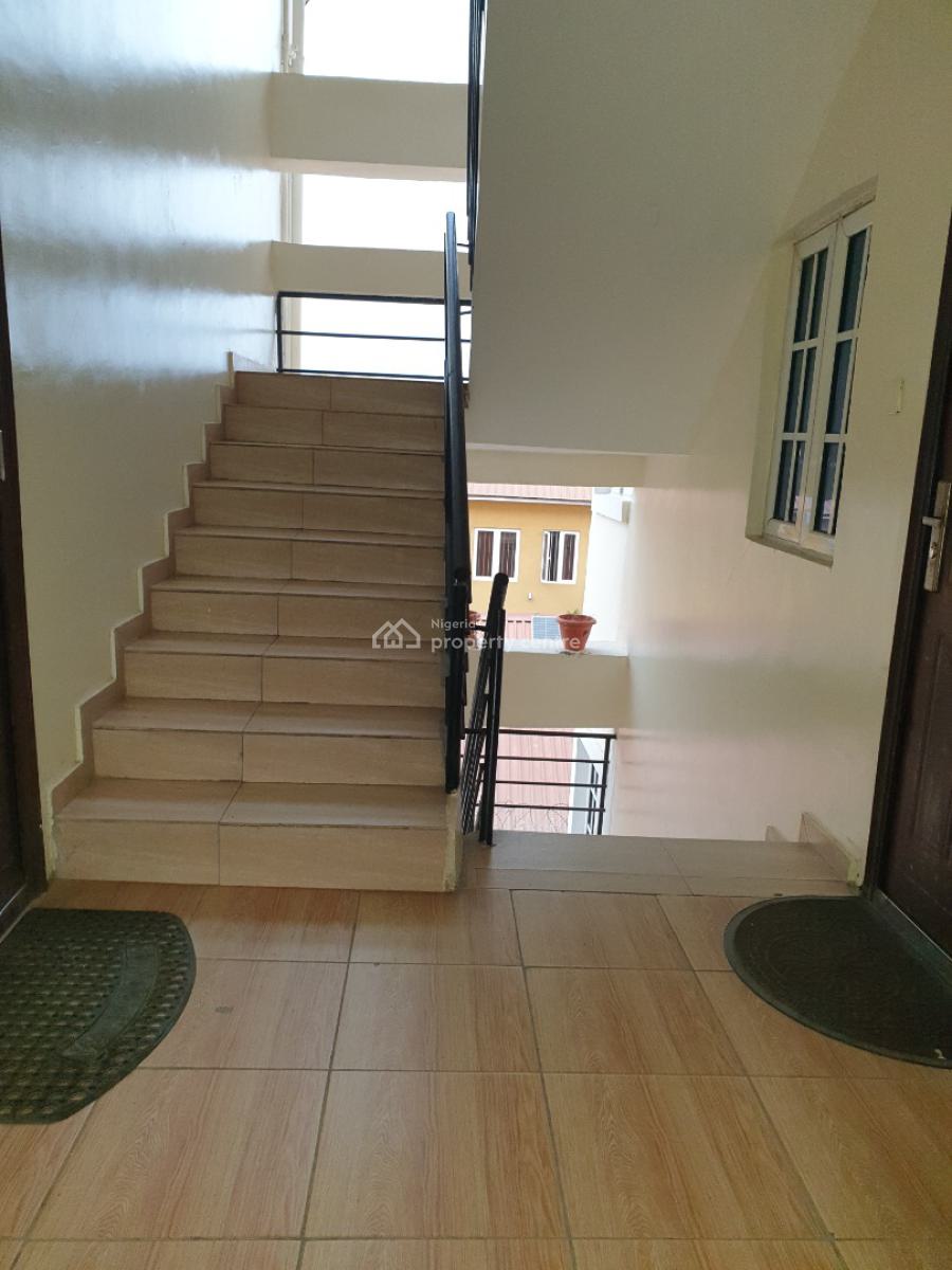 Spacious 2 Bedroom, Off New Road Alpha Beach, Lekki, Lagos, Flat / Apartment for Rent