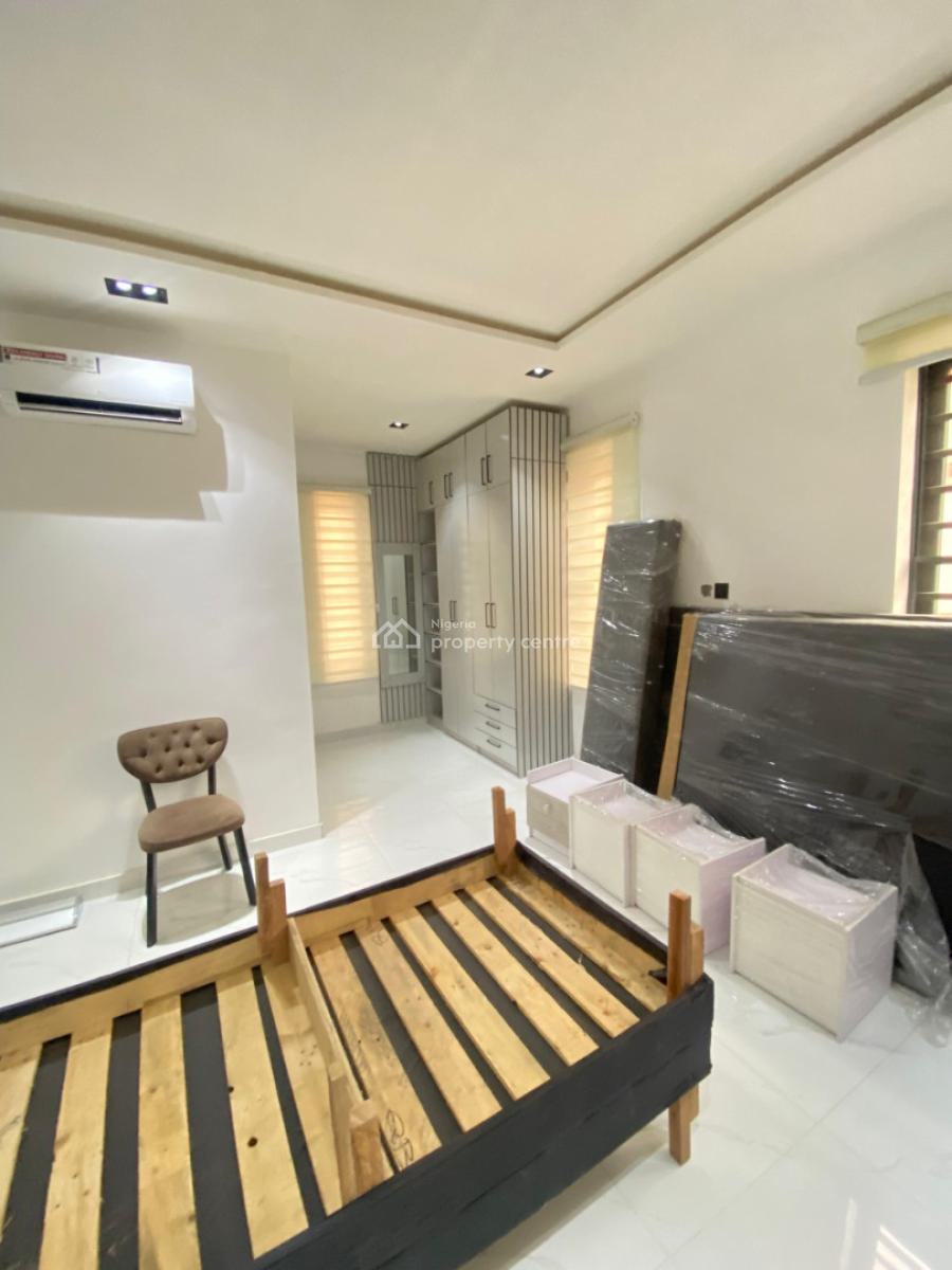 2 Bedroom Furnished Apartment with Elevator & Gym Available at Phase 1, Lekki Phase 1, Lekki Phase 1, Lekki, Lagos, Flat / Apartment for Sale