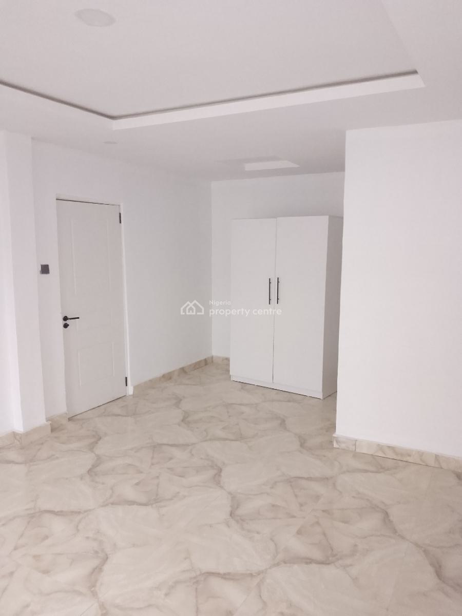 Massively New 2 Bedroom Flat Upstairs, Elesekan, Bogije, Ibeju Lekki, Lagos, Flat / Apartment for Rent