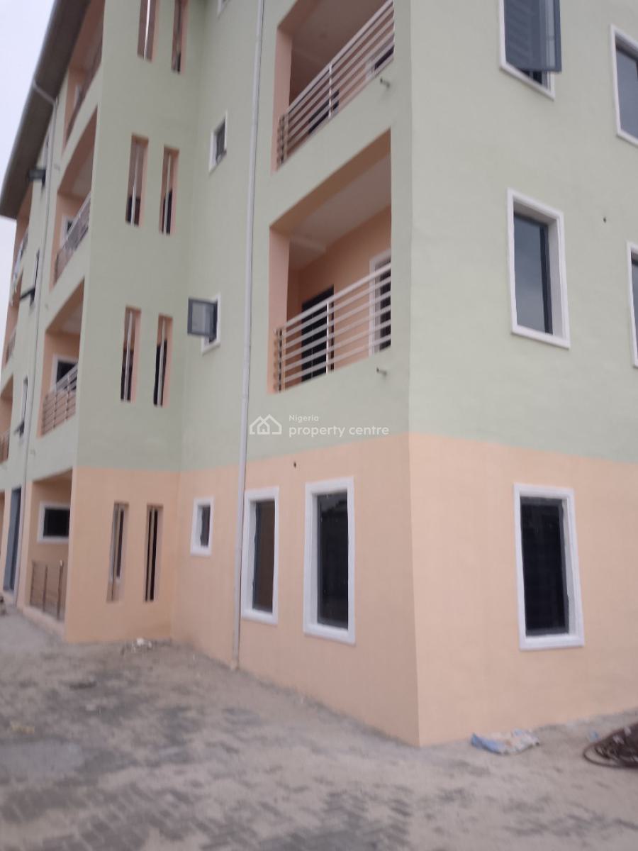 Massively New 2 Bedroom Flat Upstairs, Elesekan, Bogije, Ibeju Lekki, Lagos, Flat / Apartment for Rent