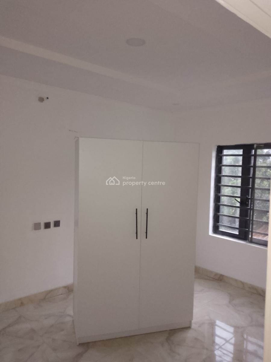 Massively New 2 Bedroom Flat Upstairs, Elesekan, Bogije, Ibeju Lekki, Lagos, Flat / Apartment for Rent