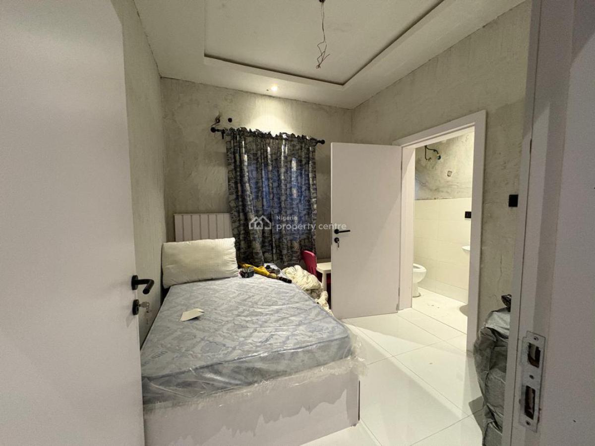 Well Maintained, Four Bedroom Semi Detached House, Osapa, Lekki, Lagos, Semi-detached Duplex for Rent