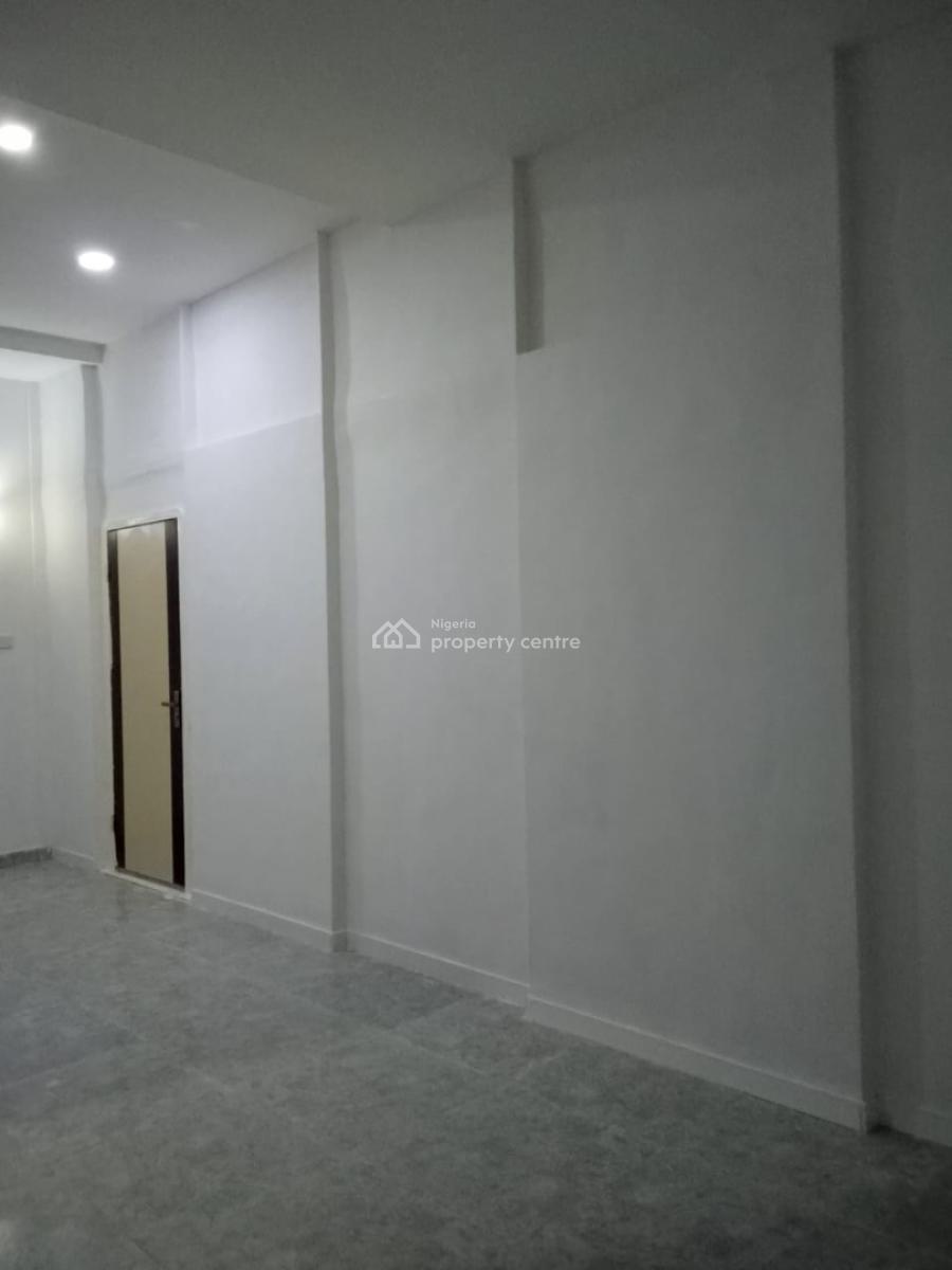 a Spacious Mini Flat with Standard Fitted Kichen, Lekki County,  Estate, Ikota, Lekki, Lagos, Mini Flat (room and Parlour) for Rent
