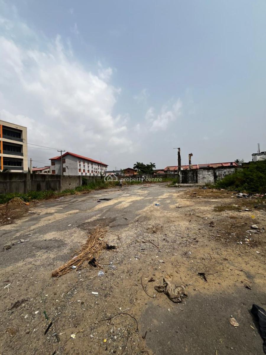 Dry Land in a Prime Location, Yaba, Lagos, Mixed-use Land for Sale