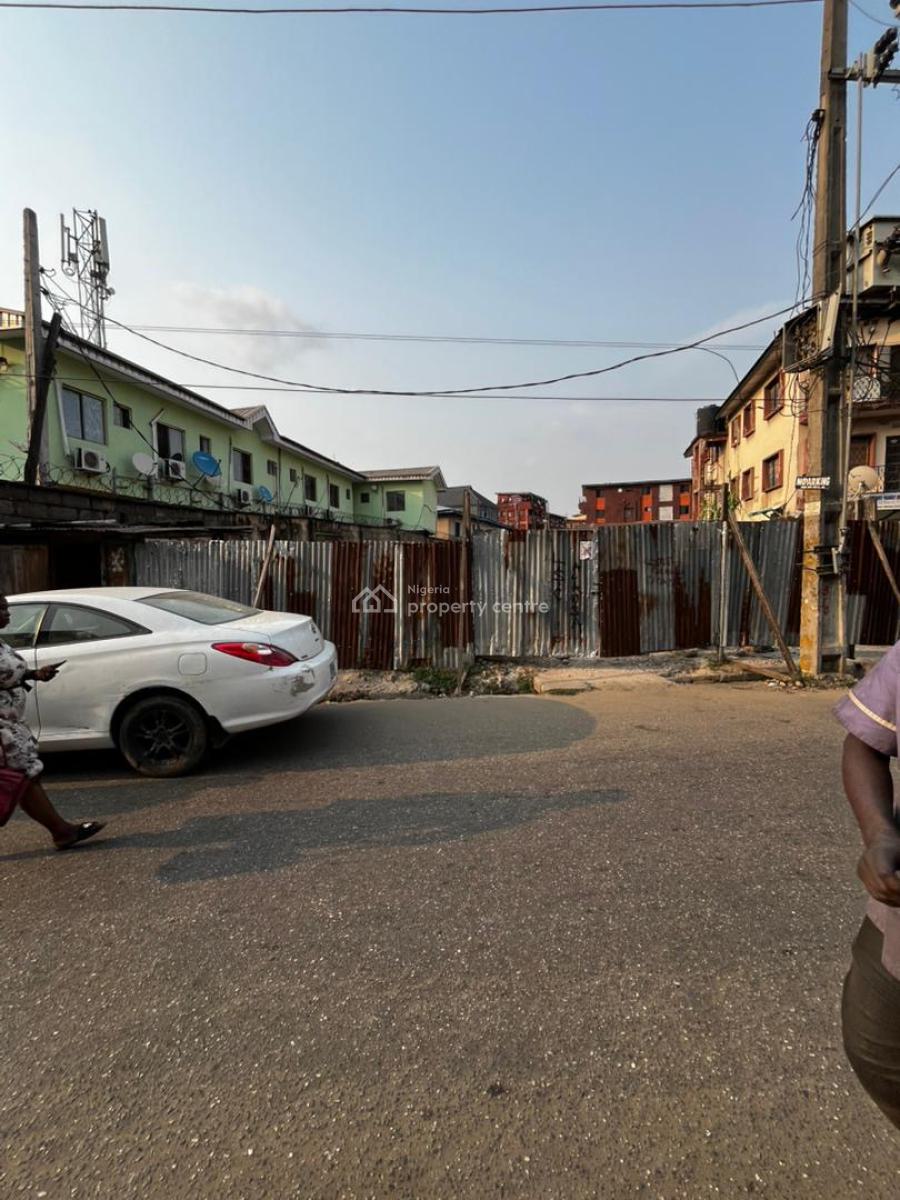 Full Plot of Dry Land in a Very Good Location, Ojuelegba, Surulere, Lagos, Mixed-use Land for Sale