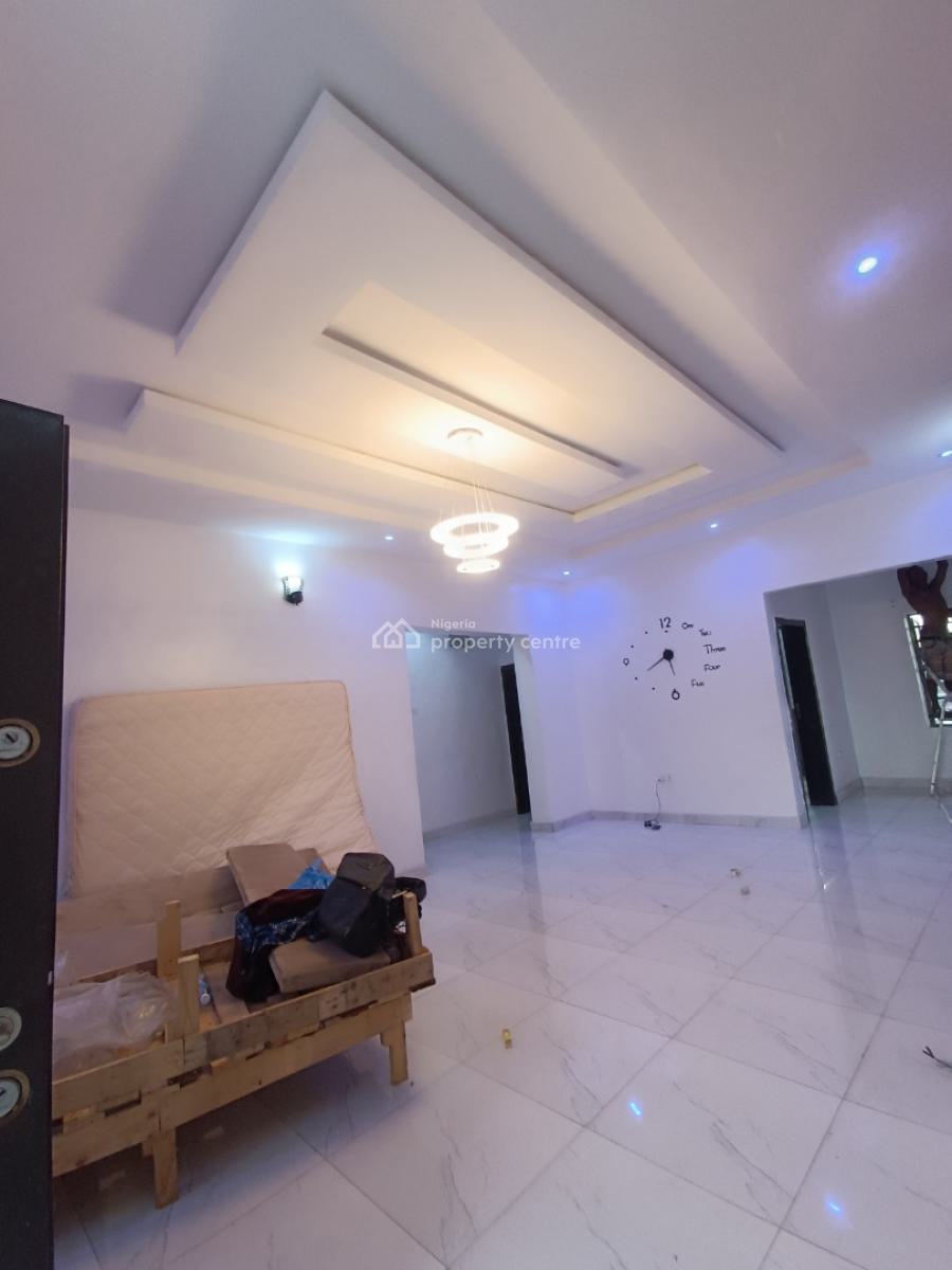 a Well Built 2 Bedroom Flat, Before Novara, Shoprite Aja, Lekki Phase 2, Lekki, Lagos, Flat / Apartment for Rent
