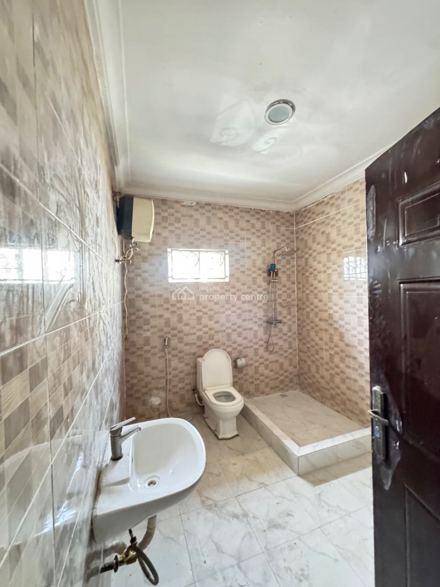 Nice Luxurious 4 Bedroom Duplex Semi Detached with Bq Very Spacious, Chevron Drive Lekki, Lekki, Lagos, Detached Duplex for Sale