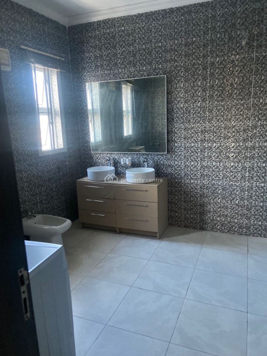 Luxury 6 Units of 3 Bedroom Apartment with 1 Unit Penthouse, Pool, Gym, Ikoyi, Lagos, Commercial Property for Rent