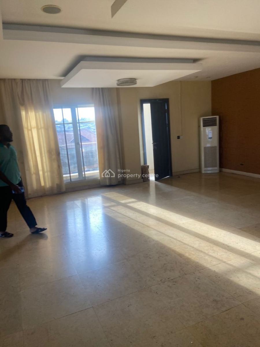Luxury 6 Units of 3 Bedroom Apartment with 1 Unit Penthouse, Pool, Gym, Ikoyi, Lagos, Commercial Property for Rent