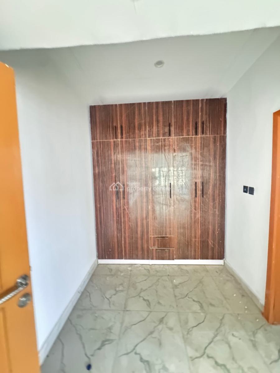 4 Bedroom Duplex Semi Detached with Bq Can Park 5 Cars Very Spacious, Chevron Drive Lekki Lagos State, Lekki, Lagos, Semi-detached Duplex for Sale