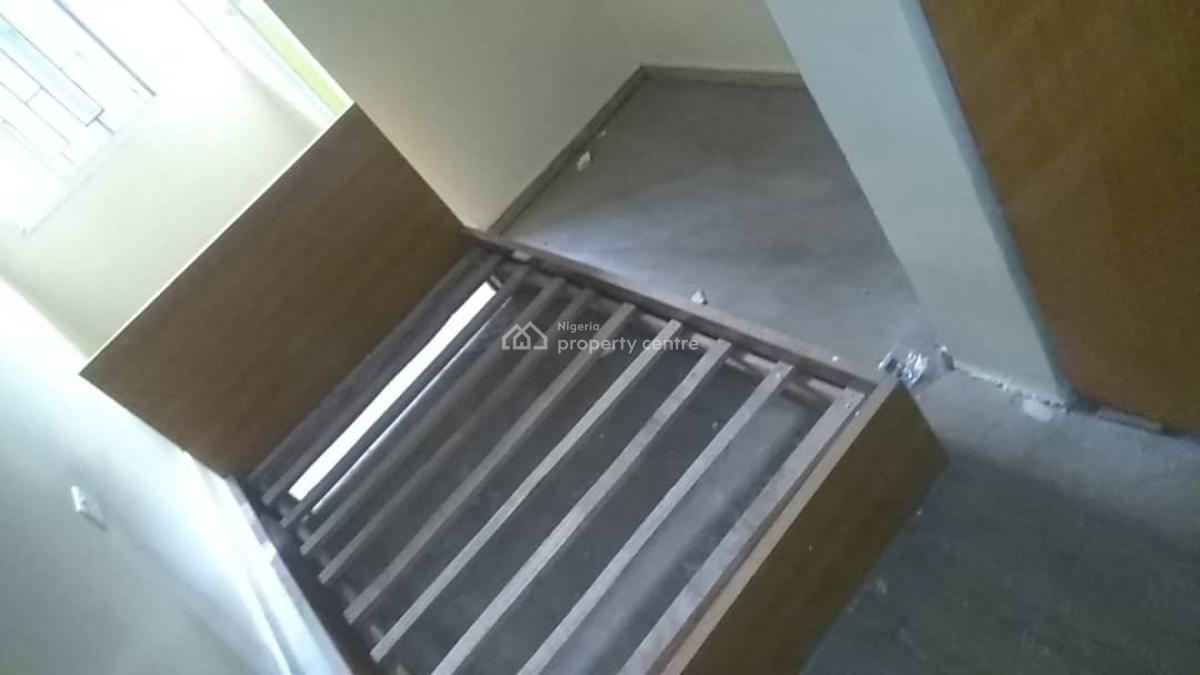 Astonishingly Finished, Furnished & Serviced Self Contain Room, Yaba, Lagos, Flat / Apartment for Rent