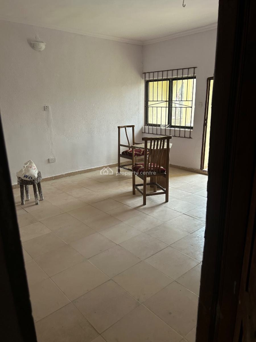 Renovated 2 Bedroom Flat (downstairs), Okunola Road Aderogba Street, Egbeda, Alimosho, Lagos, Flat / Apartment for Rent