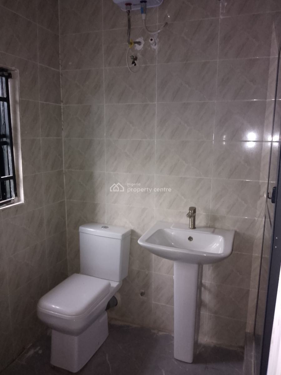 Massively New 3 Bedrooms Flat, Off Access Bank, Bogije, Ibeju Lekki, Lagos, Flat / Apartment for Rent