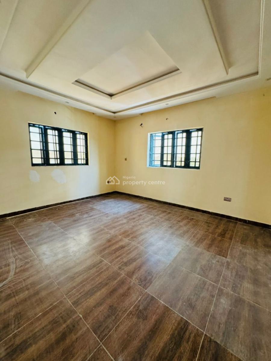 a Newly Built and Well Located 3 Bedroom Flat, Aerodrome Gra, Ibadan, Oyo, Flat / Apartment for Rent