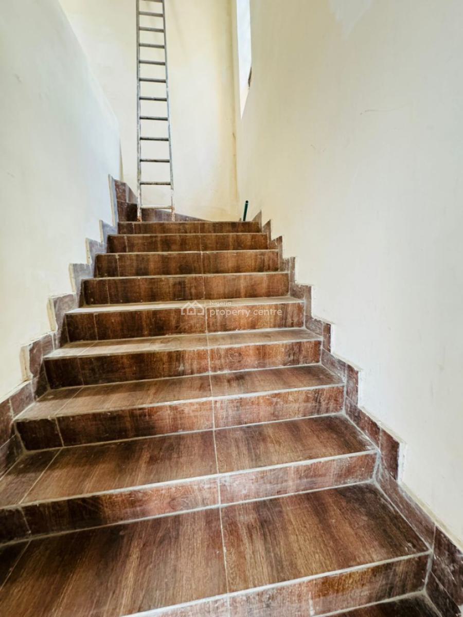 a Newly Built and Well Located 3 Bedroom Flat, Aerodrome Gra, Ibadan, Oyo, Flat / Apartment for Rent