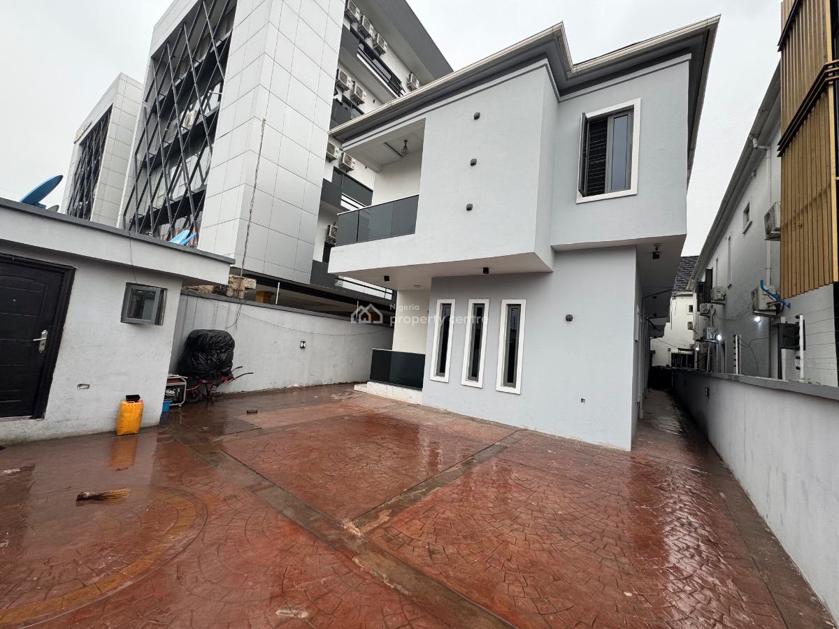 a Brand New 5 Bedroom Detached House, Ikate Elegushi, Lekki, Lagos, Plaza / Complex / Mall for Rent