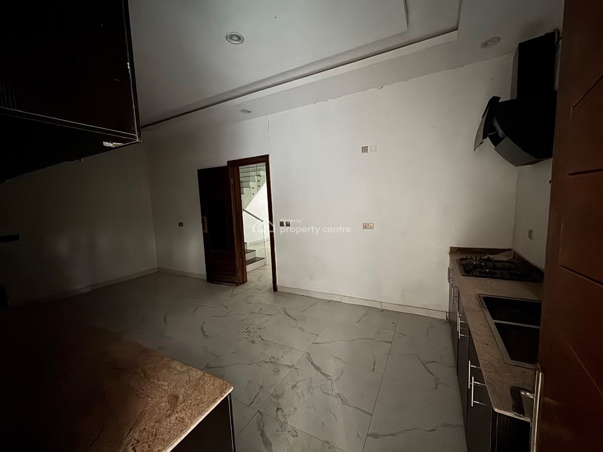 a Brand New 5 Bedroom Detached House, Ikate Elegushi, Lekki, Lagos, Plaza / Complex / Mall for Rent