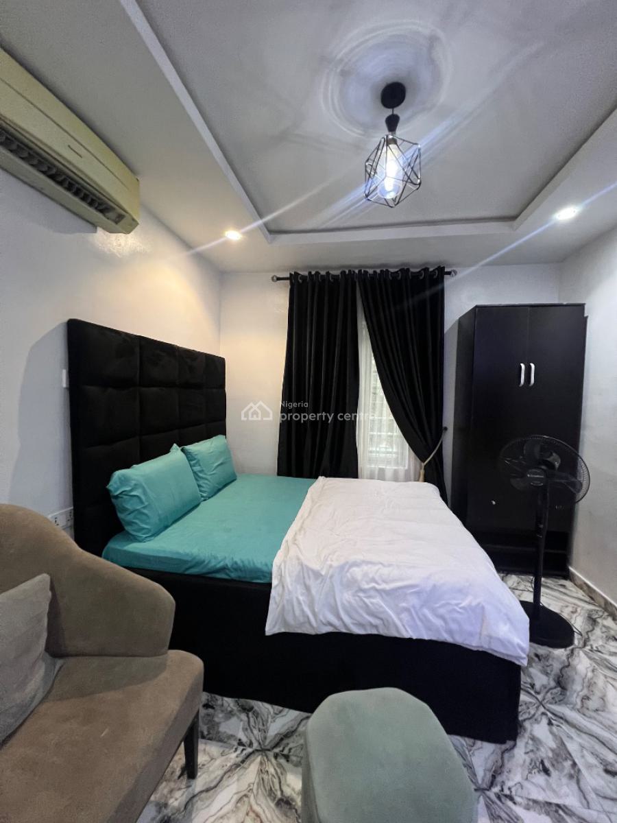 Fully Serviced and Furnished Self Contain, Jibowu, Yaba, Lagos, Self Contain (single Rooms) for Rent