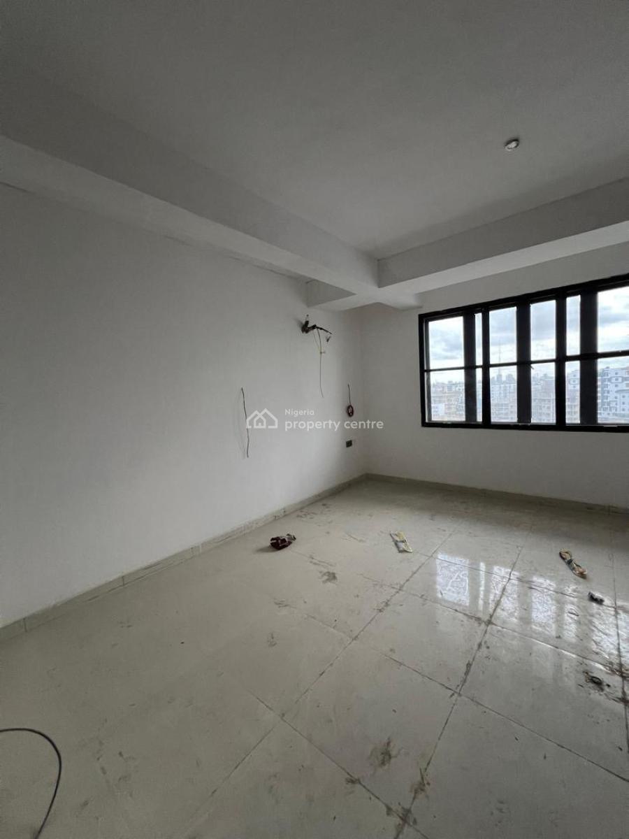 Spacious 3-bedroom Maisonette with Bq  24hrs Electricity, Off Freedom Way, Lekki Phase 1, Lekki, Lagos, Flat / Apartment for Rent