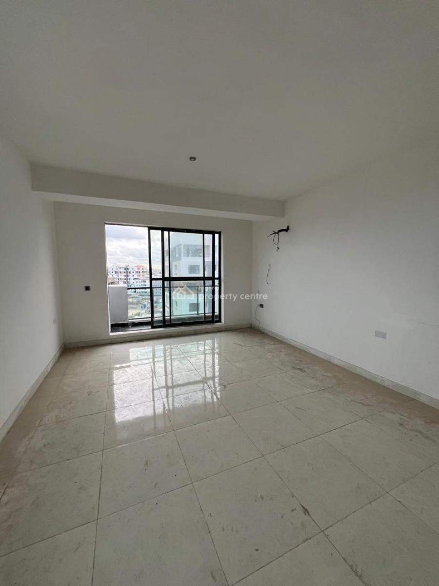 Spacious 3-bedroom Maisonette with Bq  24hrs Electricity, Off Freedom Way, Lekki Phase 1, Lekki, Lagos, Flat / Apartment for Rent