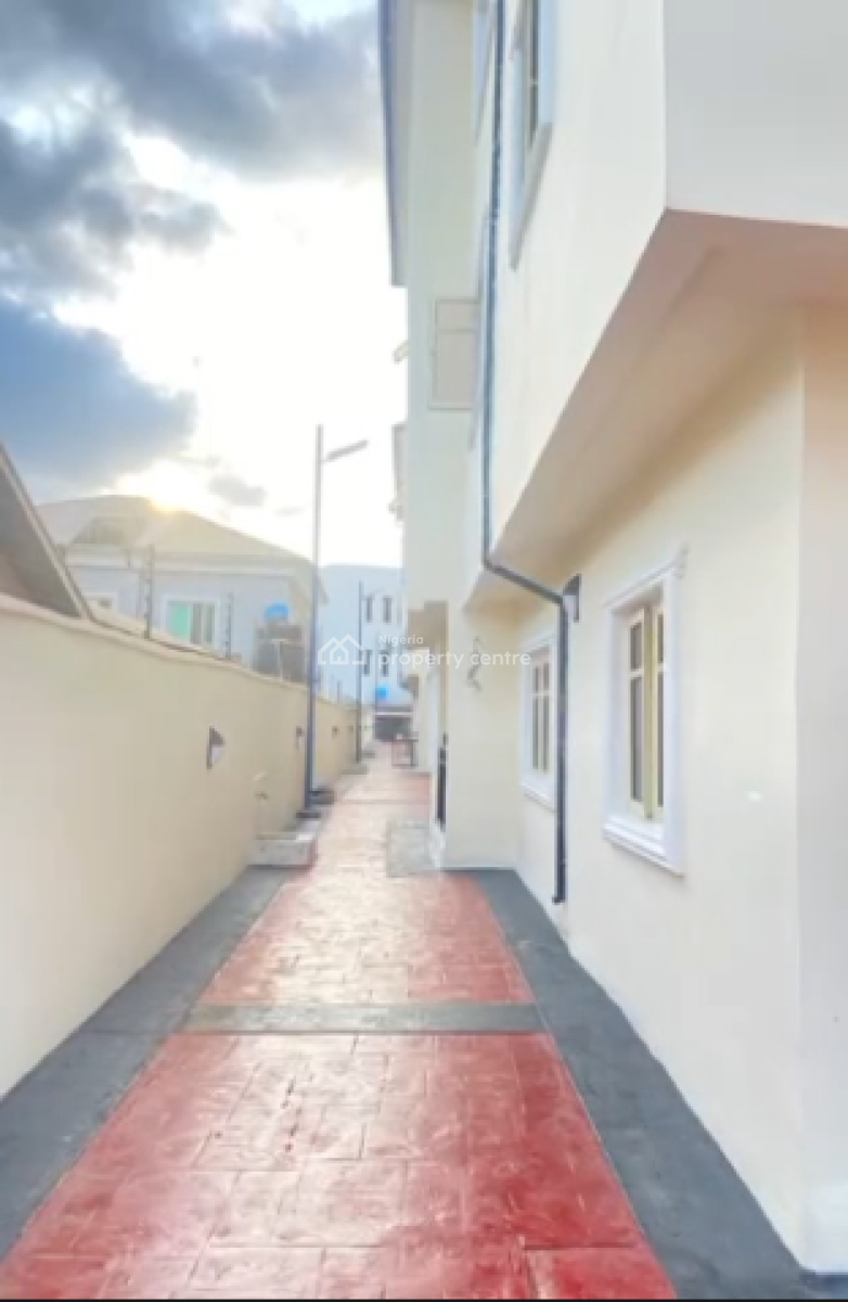 Brand New 3-bedroom Flat, Sangotedo, Road., Ajah, Lagos, Flat / Apartment for Rent