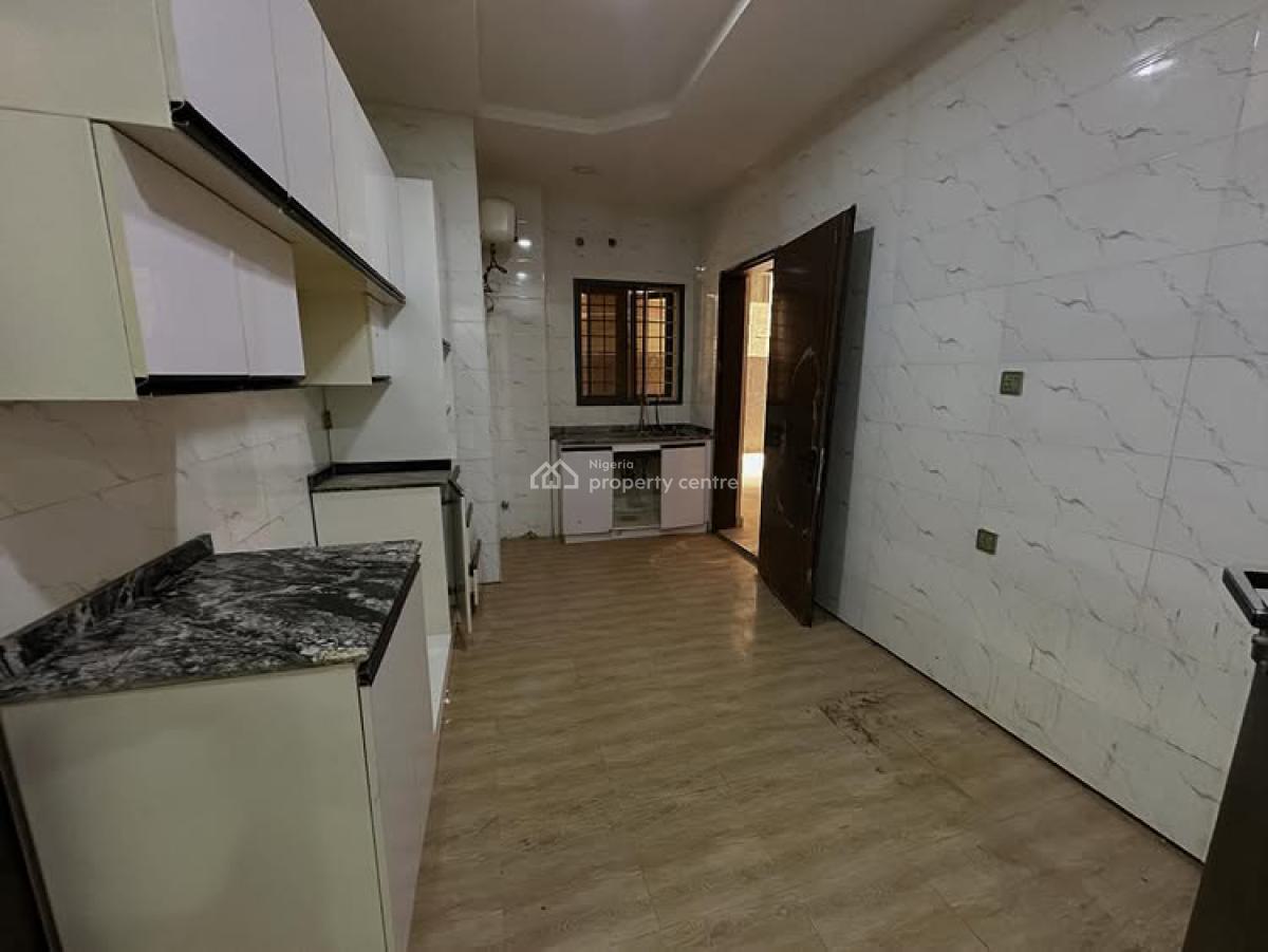 3bedroom Apartment, Jahi, Abuja, Block of Flats for Sale