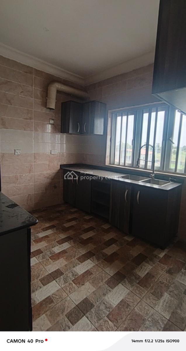 Luxury 3 Bedroom Apartment with Excellent Finishing, Oke Olu Street, Opp. Bode Thomas Street, Iponri, Surulere, Lagos, Flat / Apartment for Rent