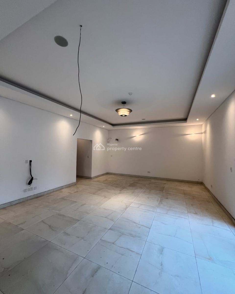 Spacious 4 Bedroom Terrace with a Bq, Lekki Phase 1, Lekki, Lagos, House for Rent