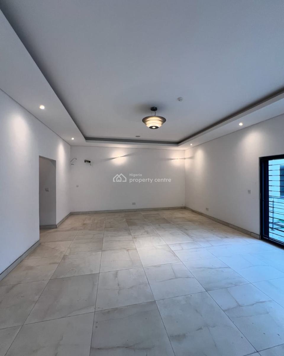Spacious 4 Bedroom Terrace with a Bq, Lekki Phase 1, Lekki, Lagos, House for Rent