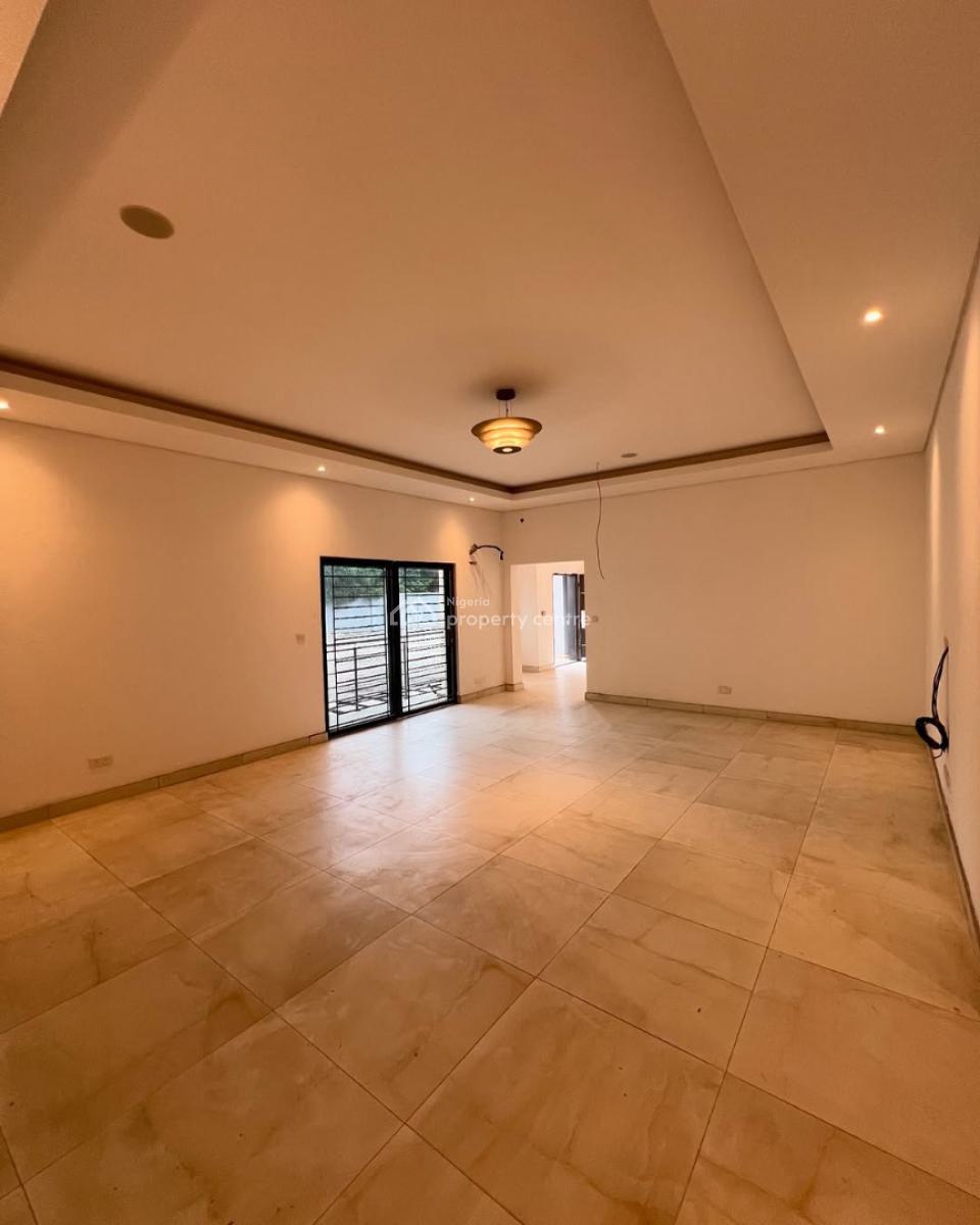 Spacious 4 Bedroom Terrace with a Bq, Lekki Phase 1, Lekki, Lagos, House for Rent