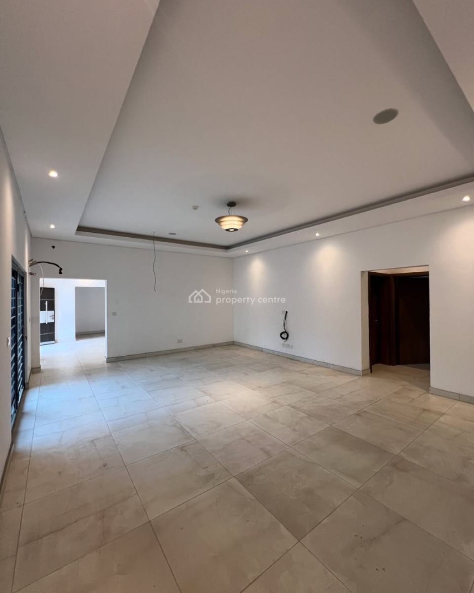 Spacious 4 Bedroom Terrace with a Bq, Lekki Phase 1, Lekki, Lagos, House for Rent