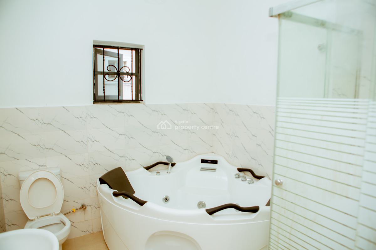 Distress: 4 Bedroom Detached Duplex, Kazeem Eletu Way, Canal West Estate, Osapa London., Osapa, Lekki, Lagos, Detached Duplex for Sale