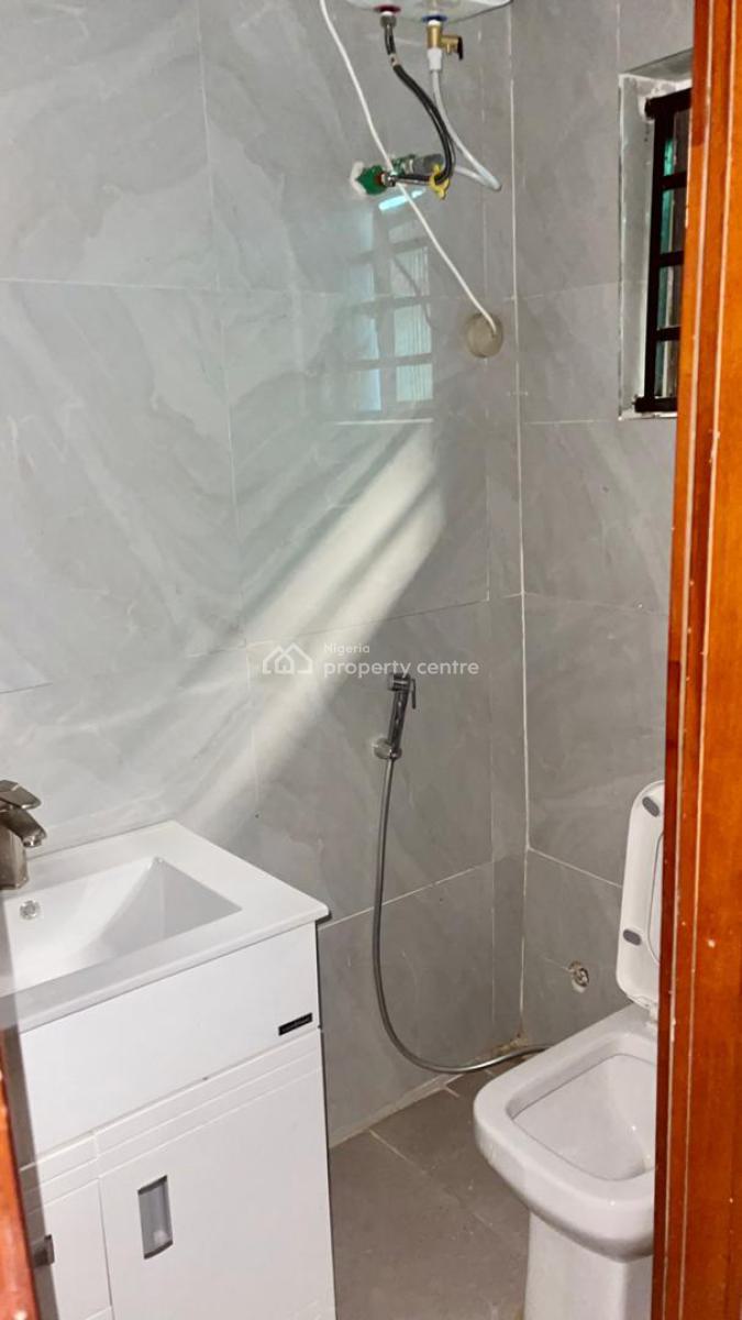 Lovely 3 Bedroom Maisonette with a Bq, Ikoyi, Lagos, Flat / Apartment for Rent