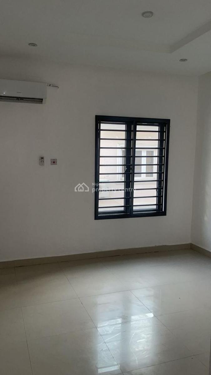 Lovely 3 Bedroom Maisonette with a Bq, Ikoyi, Lagos, Flat / Apartment for Rent