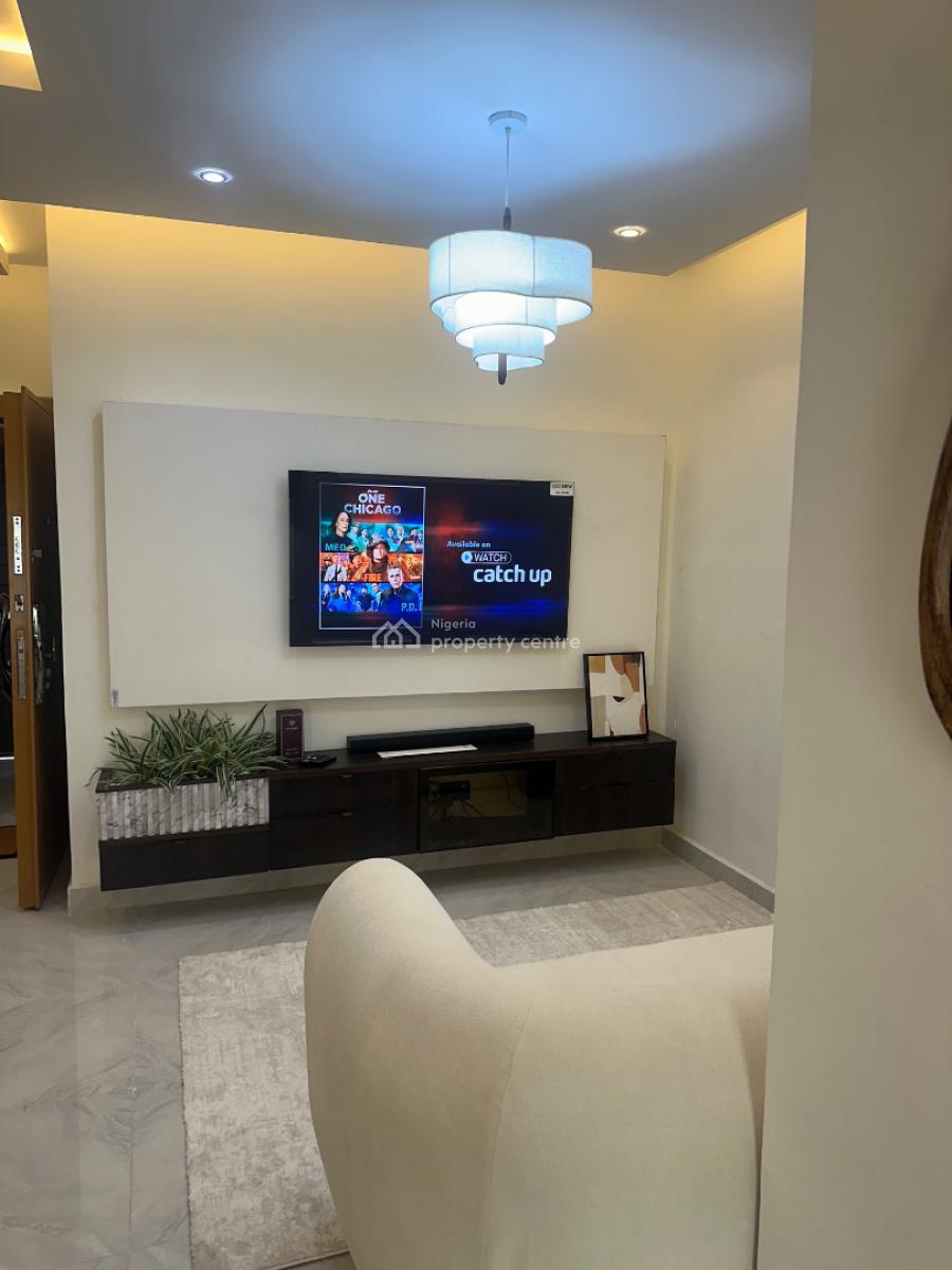 Fully Furnished Spacious Luxury Studio Apartment, Off Freedom Way, Lekki Phase 1, Lekki, Lagos, Flat / Apartment for Sale