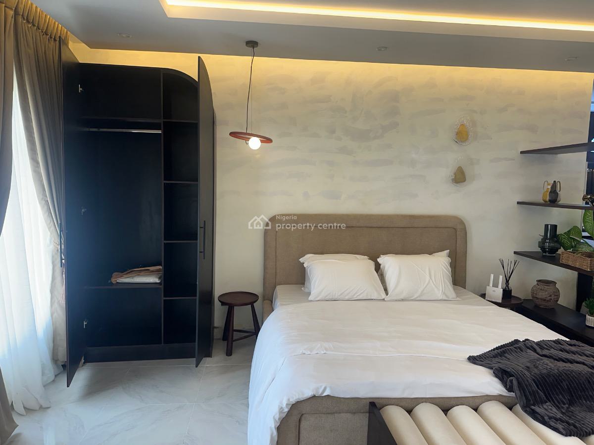 Fully Furnished Spacious Luxury Studio Apartment, Off Freedom Way, Lekki Phase 1, Lekki, Lagos, Flat / Apartment for Sale