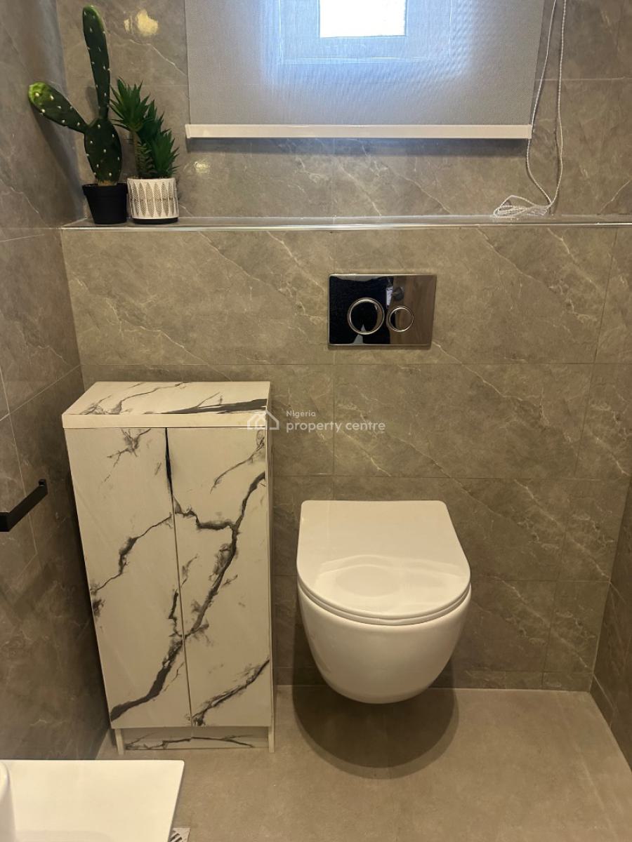 Fully Furnished Spacious Luxury Studio Apartment, Off Freedom Way, Lekki Phase 1, Lekki, Lagos, Flat / Apartment for Sale