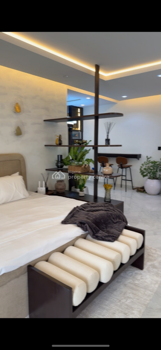 Fully Furnished Spacious Luxury Studio Apartment, Off Freedom Way, Lekki Phase 1, Lekki, Lagos, Flat / Apartment for Sale