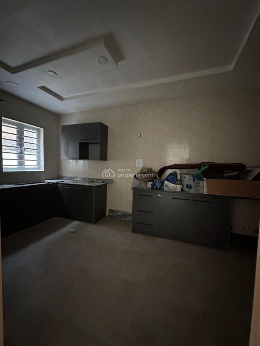 4 Bedroom Semi Detached with a Bq, Maryland, Lagos, Semi-detached Duplex for Sale